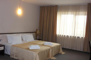  Kendros Hotel  Пловдив